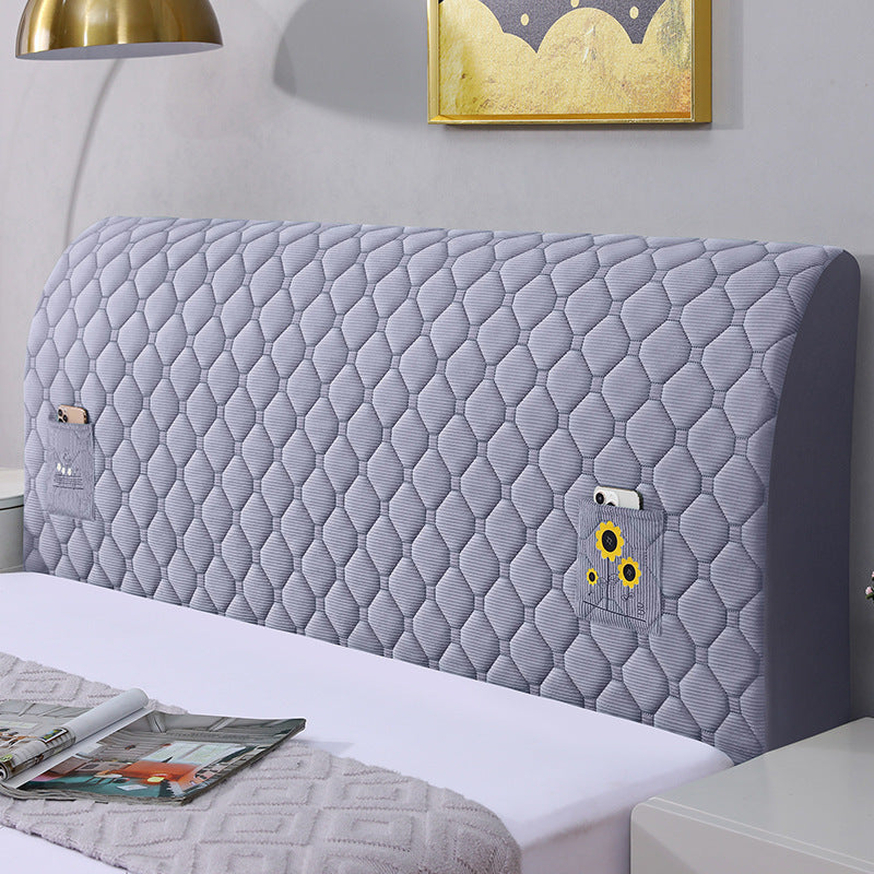 🛏️ Soft & Breathable Bedspread – Lightweight & Versatile for All Seasons! ✨ Durable Fabric – Perfect for Any Bed Size. 🌿 Easy to Wash & Maintain – Buy 3 for an Extra 10% Off! 🏠