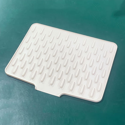 🍽️ 50% OFF NOW! 💧🧽 Silicone countertop mat, splash-proof & heat-resistant