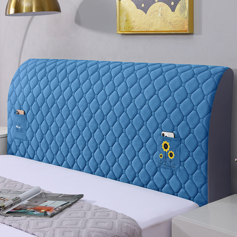 🛏️ Soft & Breathable Bedspread – Lightweight & Versatile for All Seasons! ✨ Durable Fabric – Perfect for Any Bed Size. 🌿 Easy to Wash & Maintain – Buy 3 for an Extra 10% Off! 🏠