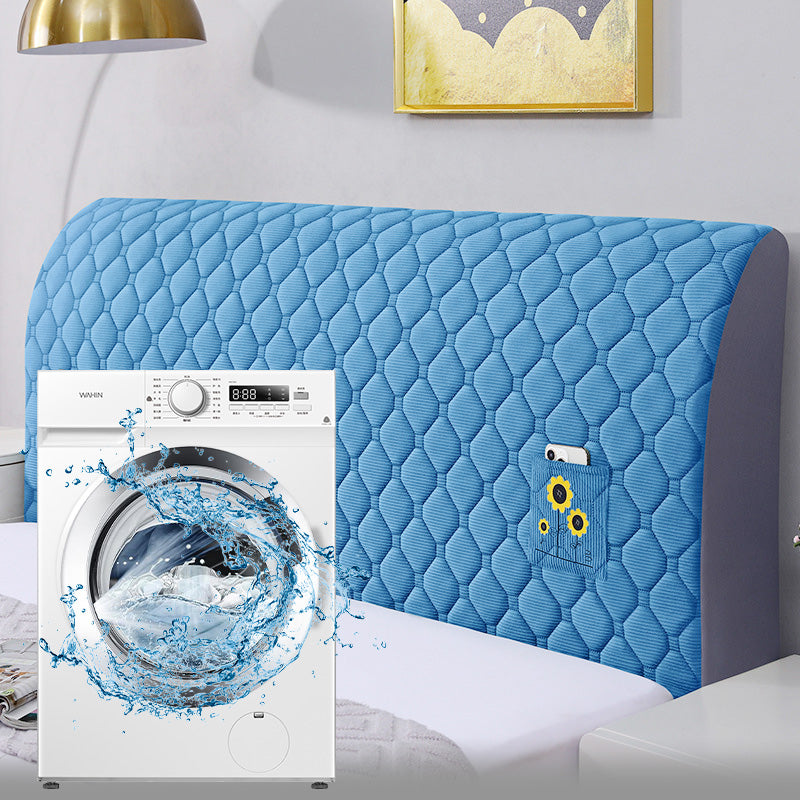 🛏️ Soft & Breathable Bedspread – Lightweight & Versatile for All Seasons! ✨ Durable Fabric – Perfect for Any Bed Size. 🌿 Easy to Wash & Maintain – Buy 3 for an Extra 10% Off! 🏠