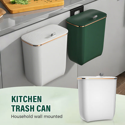 🏠 Hanging Kitchen Bin with Lid – A space-saving essential for compact British kitchens. Locks away food scraps & cooking odours, and clips neatly onto cabinet doors, worktops or walls. Perfect for tea bags, vegetable peelings & daily waste 🍃