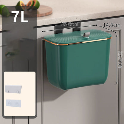🏠 Hanging Kitchen Bin with Lid – A space-saving essential for compact British kitchens. Locks away food scraps & cooking odours, and clips neatly onto cabinet doors, worktops or walls. Perfect for tea bags, vegetable peelings & daily waste 🍃