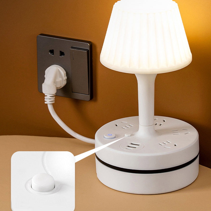 🥳2026 HOT SALE🥳💞50K+ SOLD! 💡🔌 50% OFF! 3‑Outlet USB Power Strip with Lamp – 3 AC + 2 USB‑A + 2 USB‑C, built‑in desk lamp with 3 light colours. Perfect bedside charger – no more searching for plugs! 🛏️✨