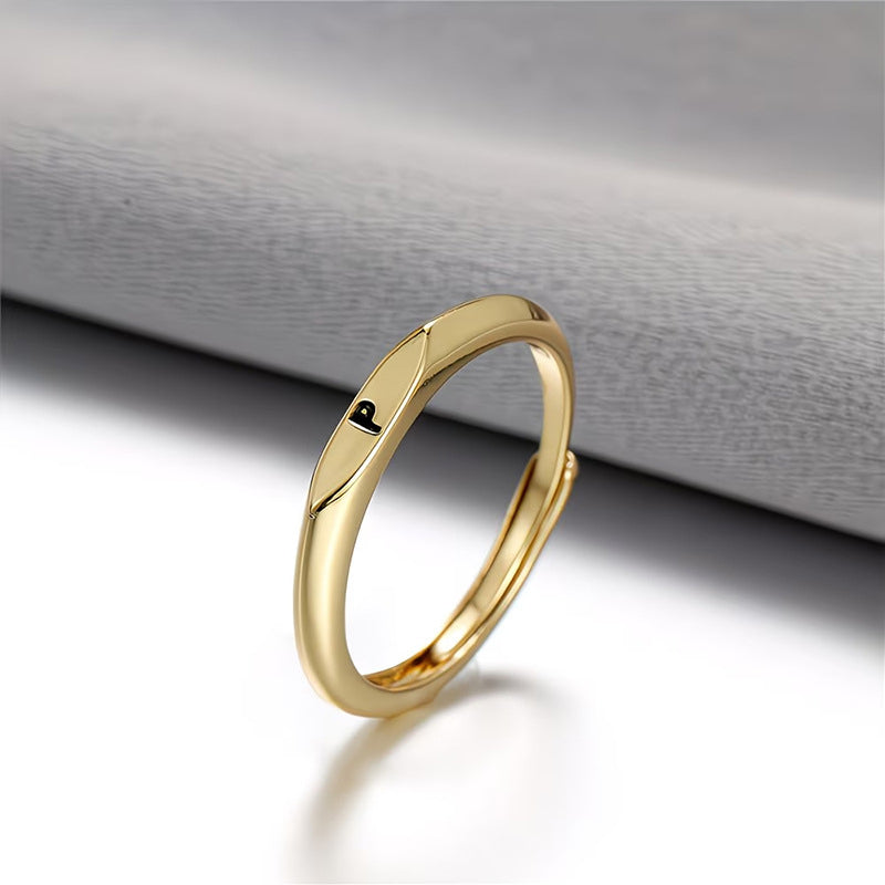 Minimalist Initial Ring for Everyday Elegance
