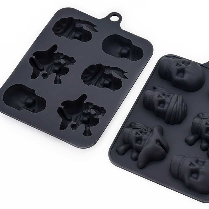 3D Skull Silicone Ice Cube Tray with Lid